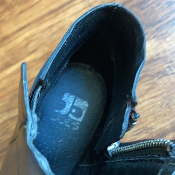 Joe’s Jeans black leather Avryl cut out boots size 8.5 - Picture 6 of 12